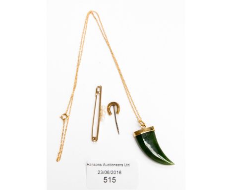 A 9 ct gold bar brooch with three cultured pearls, a 9 ct gold chain jade pendant and a 9 ct horse shoe finial stick pin