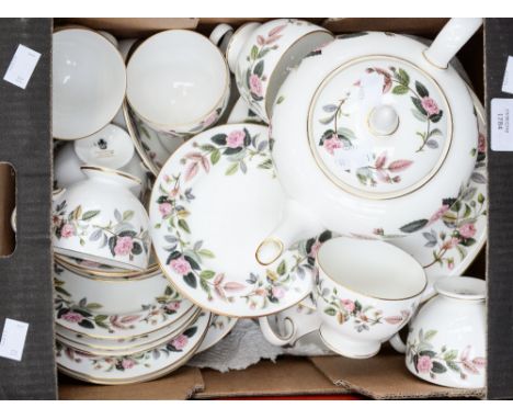 Wedgwood 'Hathaway Rose', eight setting tea service with teapot 
