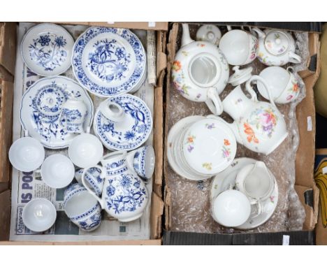 A Rosenthal part coffee and tea service, with a Zwiebelmuster blue and white part coffee service (2 box)