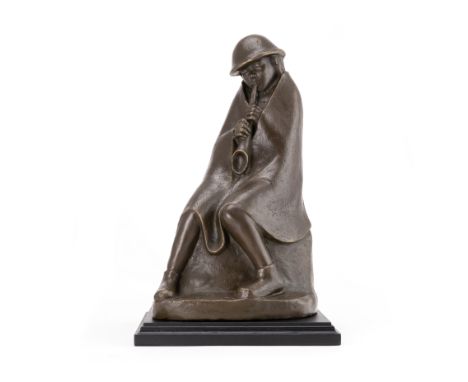 Der Flötenbläser, Bronze, dunkel patiniert, 29 cm x 15 cm x 19 cm, Nachguss der Bronze von 1936, im Guss signiert und 7/20 nu