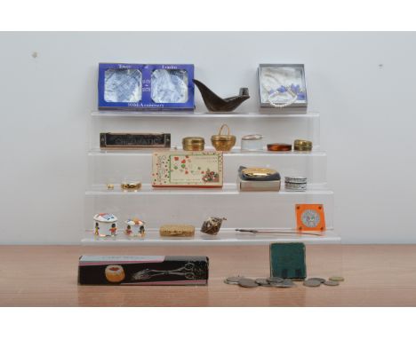 An assorted collection of works of art, including coins, a collection of assortment boxes, some ceramic other brass, compact 