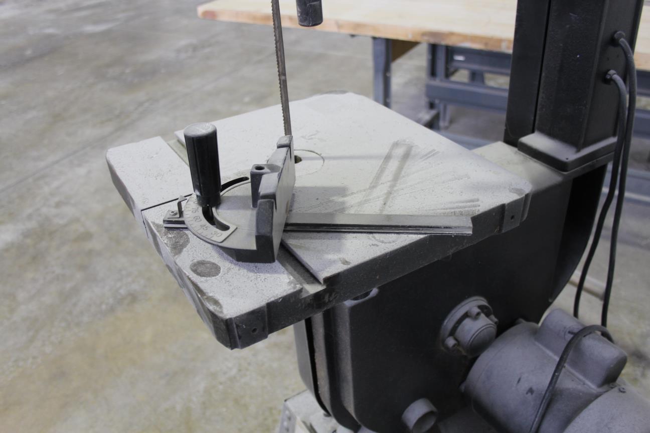 Dayton 4TJ91, 14" Band Saw 3/4hp 115/230 1725RPM, Wired for 115v