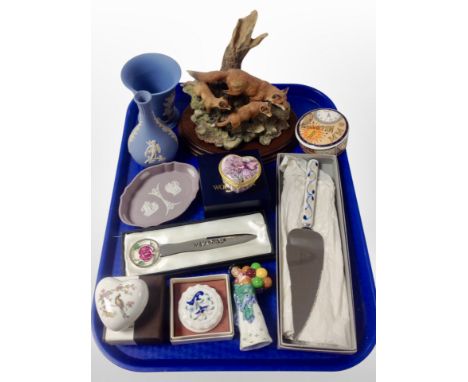 A Border Fine Arts fox group, together with three pieces of Wedgwood jasperware, Royal Worcester enamelled trinket box, paper