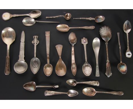 PAIR OF SILVER COFFEE SPOONS, Sheffield 1905, A CELTIC STYLE SILVER SPOON, MOTHER OF PEARL INSET SPOON WITH TRIANGULAR BOWL, 