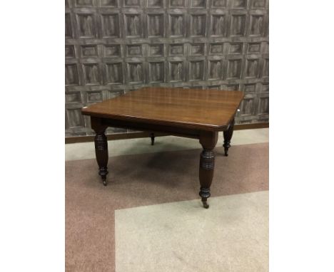 VICTORIAN WALNUT EXTENDING DINING TABLE, with two additional leaves, 242cm long extended, 118cm wide