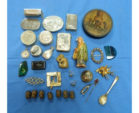 A mixed lot of items including medals, snuff box, coins, St Peter's souvenir, etc (a lot)
