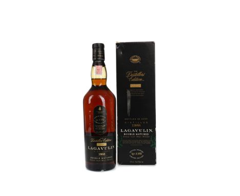 LAGAVULIN 1988 DISTILLERS EDITION Single Malt Scotch Whisky Finished in Pedro Ximinez sherry casks, bottled 2004. 70cl, 43% v