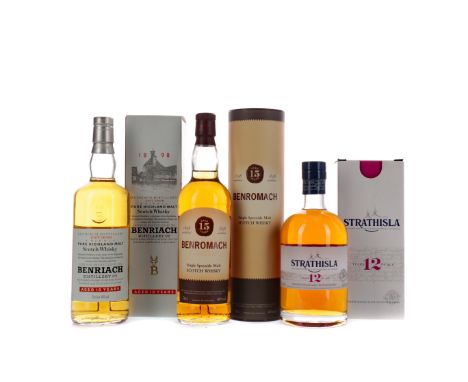 STRATHISLA 12 YEARS OLD Single Malt Scotch Whisky 70cl, 40% volume, in carton. BENRIACH AGED 10 YEARS Single Malt Scotch Whis