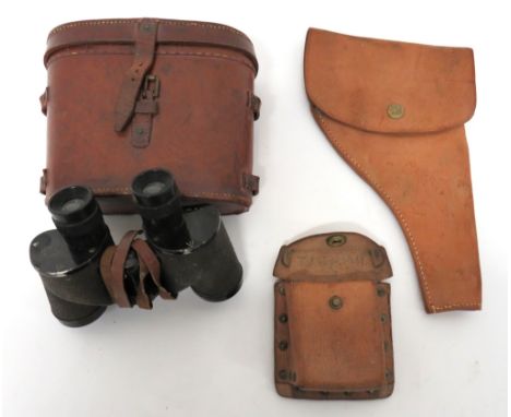 WW2 British Leather Equipment consisting 1939 pattern, leather revolver holster ... 1939 pattern, leather, revolver ammunitio