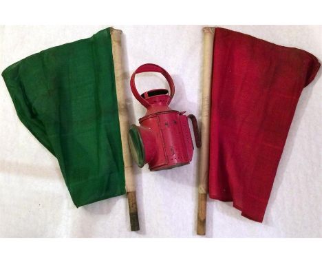 London Underground GUARD'S ITEMS comprising a red-painted, 3-aspect SIGNALLING LAMP (oil-burning) and red and green SIGNALLIN