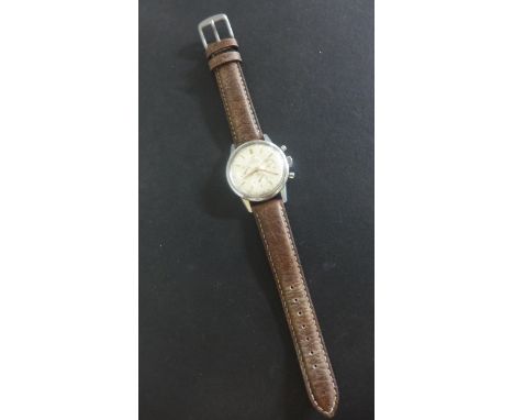An Omega Stainless Steel Seamaster Automatic Chronograph Wristwatch - 35 mm wide, 38 mm including button - some usage marks -
