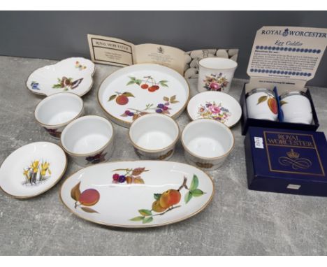 Crate of Royal Worcester china, patterns include Evesham and butterflys also includes pair of egg coddlers still in original 