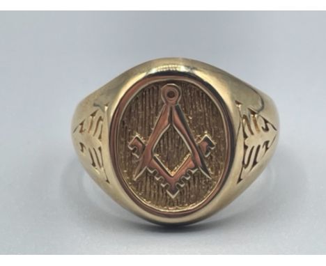 Gents 9ct gold Masonic ring 7.48g size R