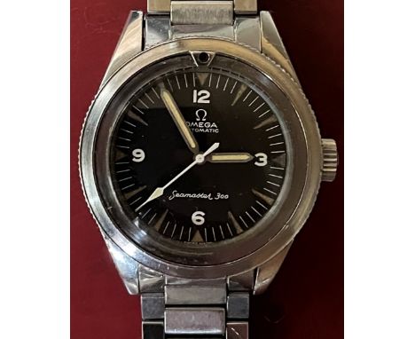 Omega Seamaster 300 automatic stainless steel gentleman's wristwatch, reference no. 185014-55 SC, circa 1962, black dial with