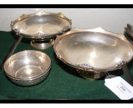 A pair of silver bon bon dishes - 13cm diameter together with a pair of silver pin dishes