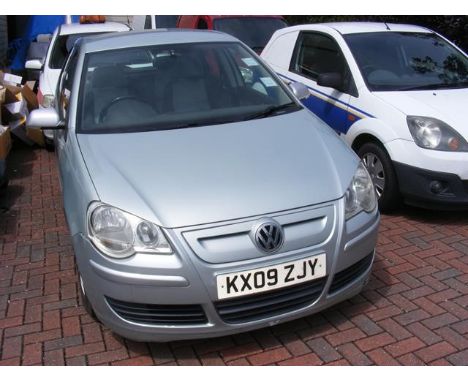 TO BE SOLD ON BEHALF OF THE ISLE OF WIGHT COUNCIL - A Volkswagen Polo Bluemotion 2 TDI A/C - 5 door hatchback - diesel car - 