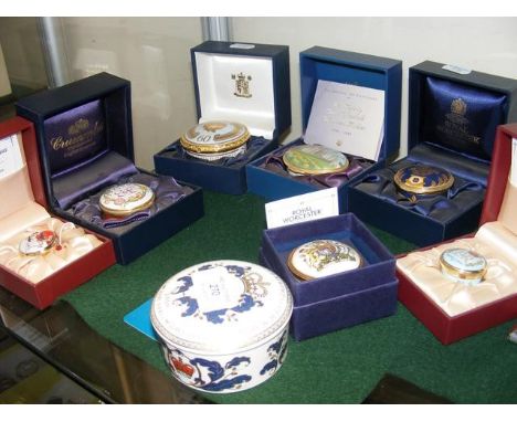 Various collectable Royal Worcester and other pill boxes