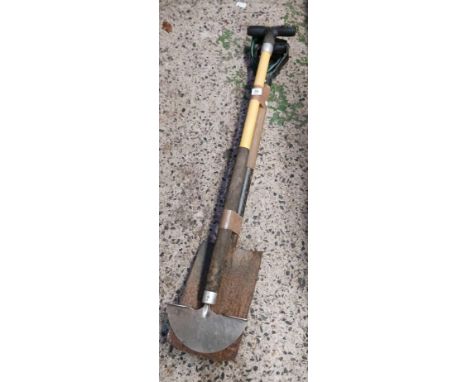 LAWN EDGER, SPADE & FORK