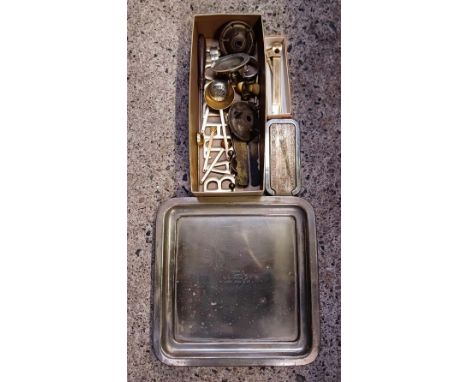 CARTON WITH MISC METALWARE INCL; A ROLLS RAZOR, BRASS BUTTON STICK, TRIPLE LIGHT FITTINGS, WHITE METAL TRAY  & OTHER BRASS WA