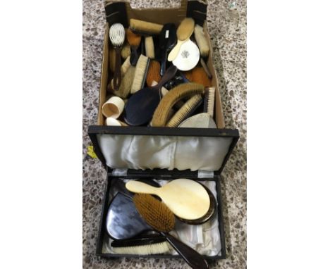CARTON WITH LARGE QTY OF VINTAGE HAIRBRUSHES &amp; MIRRORS, SOME WITH SILVER INITIALS