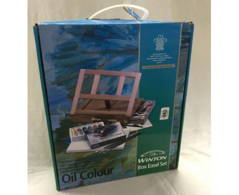 WINDSOR &amp; NEWTON BOXED EASEL SET
