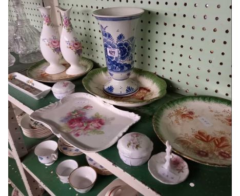 SHELF OF VARIOUS POTTERY INCL; DELFT VASE,RING HOLDER,ANSLEY SWEET TRAY,2 VASES ETC