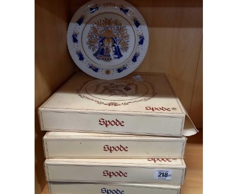 QTY OF SPODE BONE CHINA DECORATIVE PLATES