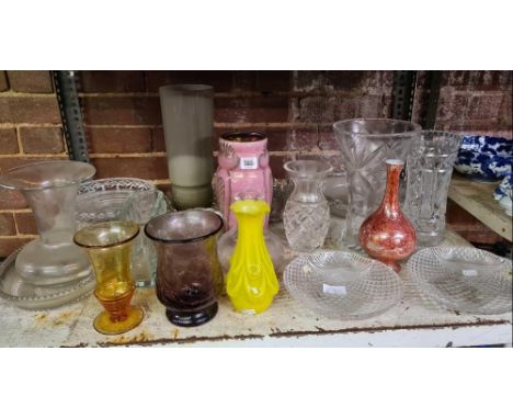 SHELF OF GLASSWARE INCL; VASES, DISHES &amp; BOWLS