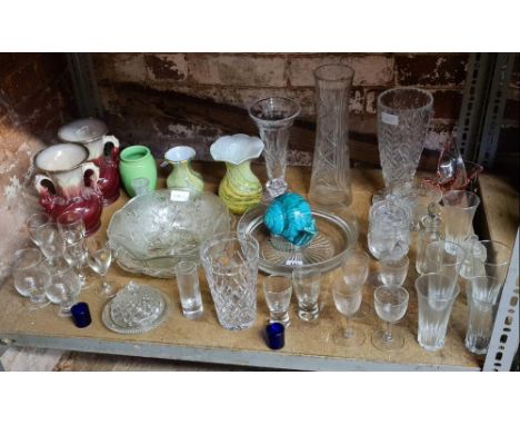 SHELF WITH MISC GLASS &amp; CHINAWARE, VASES, DRINKING GLASSES