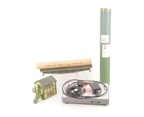 Highfield / slater, other commercial manufacturers and scratch built 0 Gauge railway accessories and kits consisting of Highf