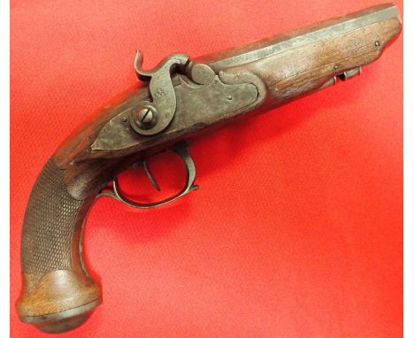 1840s French or continental percussion pistol. Features beautiful walnut stock, chequered grip, steel pommel. Nice tight move