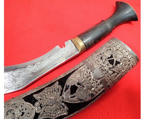 1960’s 2nd Royal Gurkha Rifles regimental presentation kothimora kukri, knife & scabbard. Features brown carved horn handle w