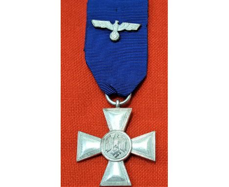 WW2 German Army 18 year service medal/cross. Toned frosted silver finished, with eagle to ribbon. Exceptionally fine conditio