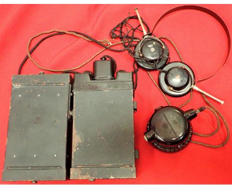 WW2 German telephone listening & code breaker radio device “Draht Lausch Empfänger (Klein)”. Features audio amplifier and bat