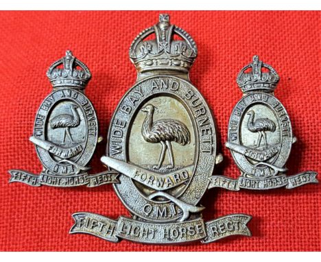 1930-42 5th Australian Light Horse Regiment (Wide Bay &amp; Burnett Light Horse) badges (3). White metal cap and collars full