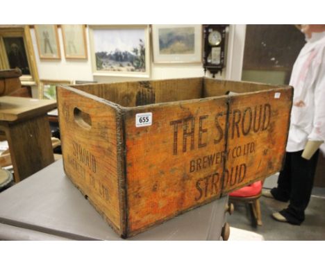 Vintage pine bottle crate inscribed The Stroud Brewery Co