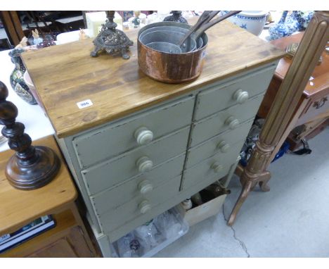 Vintage painted 8 drawer chest on square tapered legs
