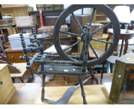 Vintage Oak Spinning Wheel