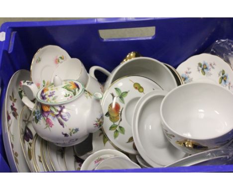 Quantity of Mixed Ceramics including Royal Worcester Evesham