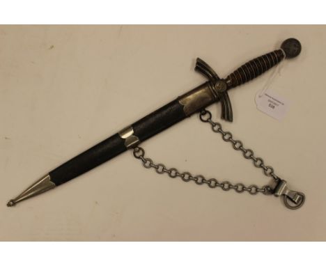 WW2 Third Reich 1st Pattern Luftwaffe Dagger. Unmarked 32cm blade. Complete with chained scabbard.