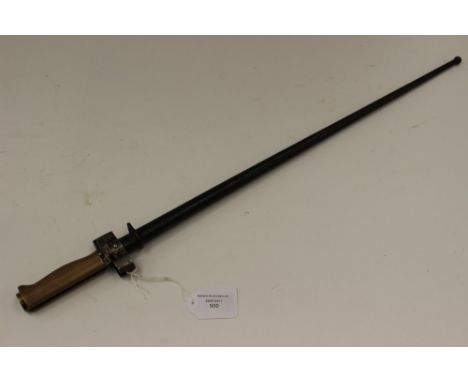 WW1 French M1886 pattern Lebel bayonet. Brass grip without quillion. Serial number A 78417. Cruiform blade. Complete with sca