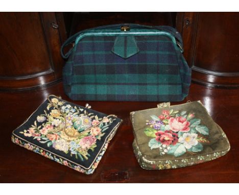  Two vintage needle point handbags, both with floral bouquets embroidered to exterior, one with yellow metal filigree clasp, 