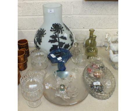 Five cut glass sundae dishes, a modern Daum-style overlay glass vase and other glassware.