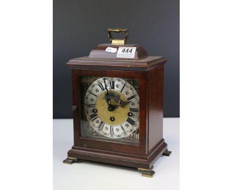 A vintage 8 day striking mantel clock. 