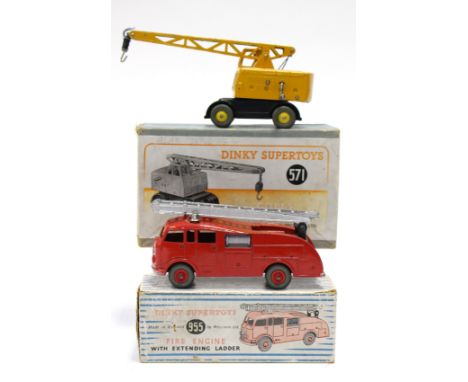 DINKY: A boxed Dinky Supertoys, Coles Mobile Crane, 571, box as found, vehicle slightly chipped, together with a boxed Dinky 