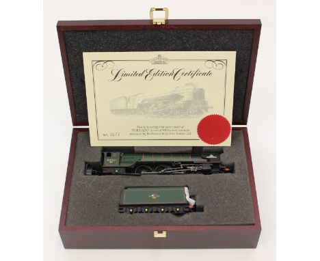 BACHMANN: A boxed Bachmann OO gauge, Class A1 4-6-2 Locomotive 'Tornado', Limited Edition No. 277 of 1000, in wooden presenta