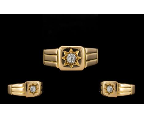 18ct Gold - Nice Quality Single Stone Diamond Ring, The Central Diamond Set In a Starburst Effect with Ribbed Sides. The Diam