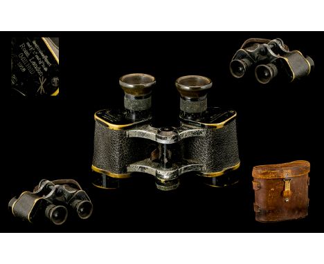 1st World War Military Binoculars 1918. Binoculars in leather case, maker Ross London (Mill Hill) No 5746, has the military a