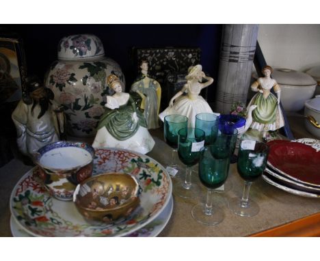 A quantity of assorted ceramics, to include a three footed bowl, a ceramic barrel marked 'Rum', several lidded vases, Royal D