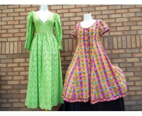 Vintage Clothing - hand machine made peasant style dress, lined green, approximate length 135 cm, approximate waist 66 cm, a 